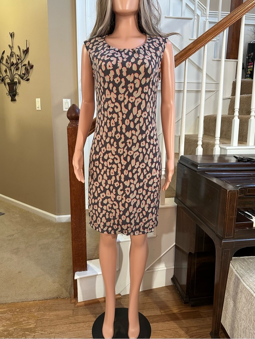 Gray Coral Sleeveless Leopard Print Sheath Dress